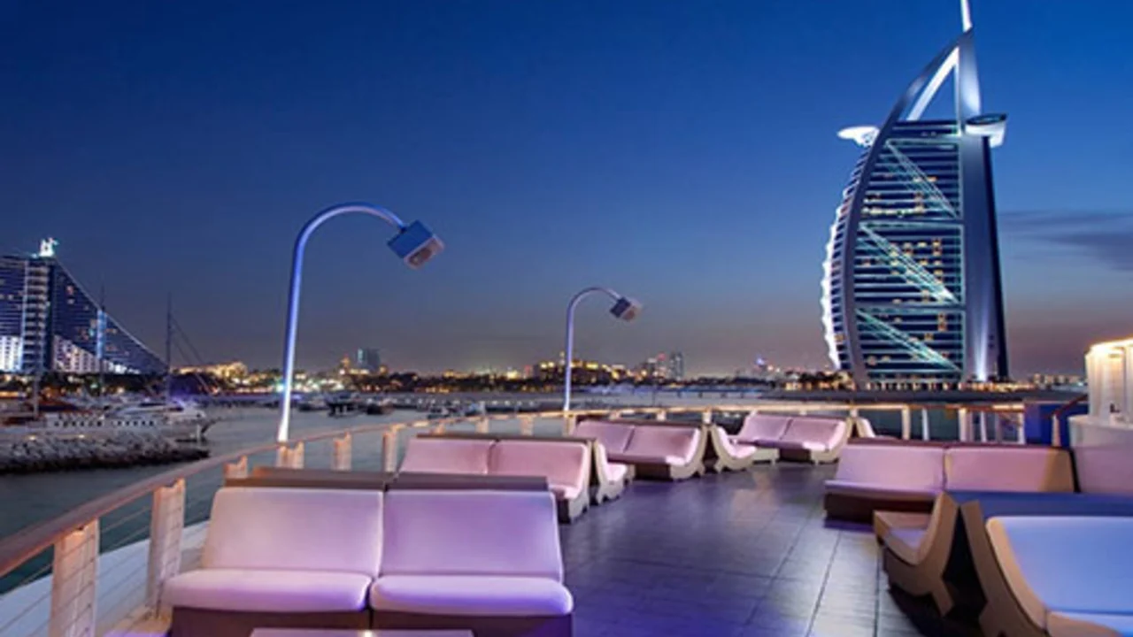 Get a Taste of the High Life: The Most Luxurious Nightlife in Abu Dhabi