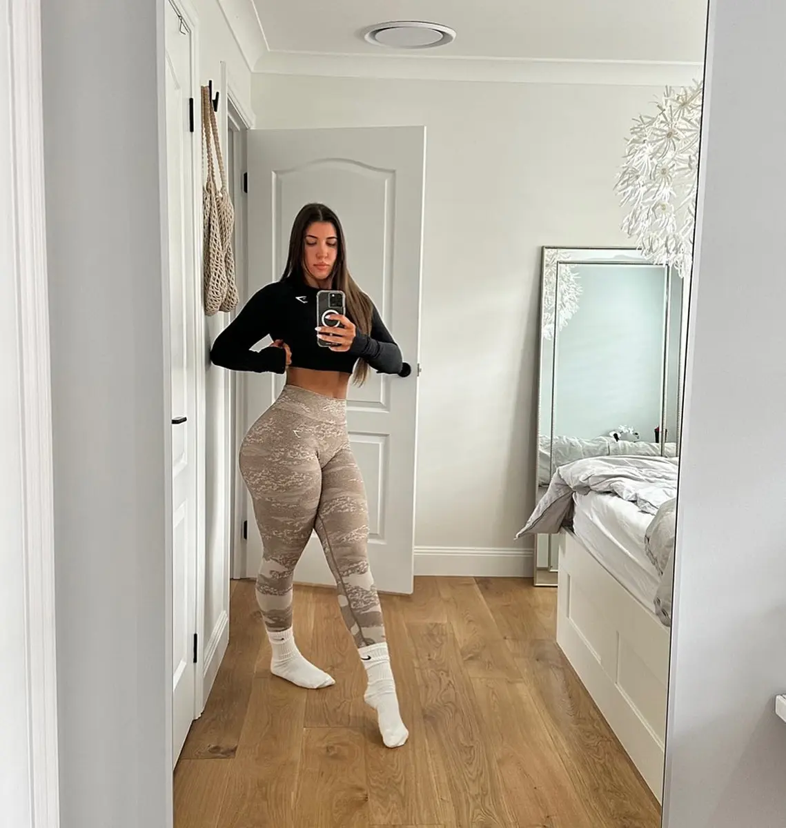 Aleeya escort in Dubai