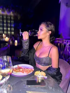 Ali  escort in Dubai