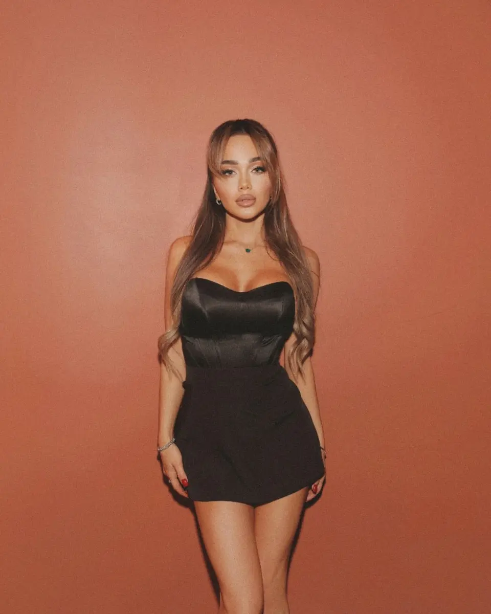 Aniria escort in Dubai