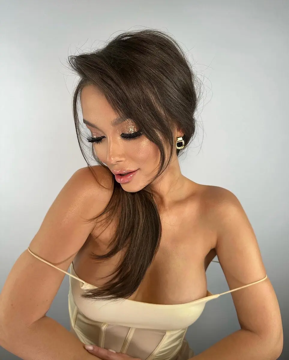 Deril escort in Dubai