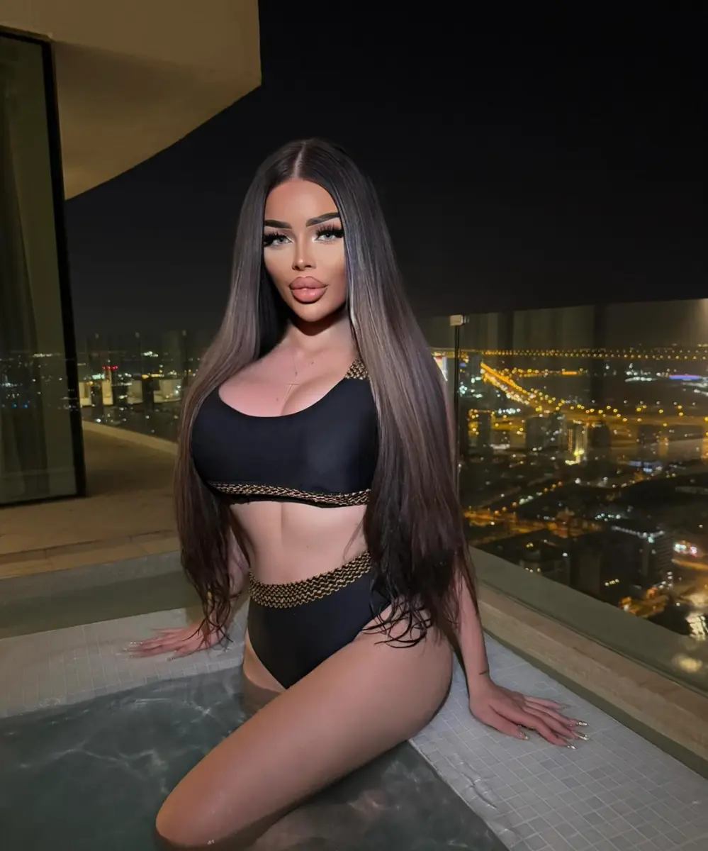Elinor escort in Dubai