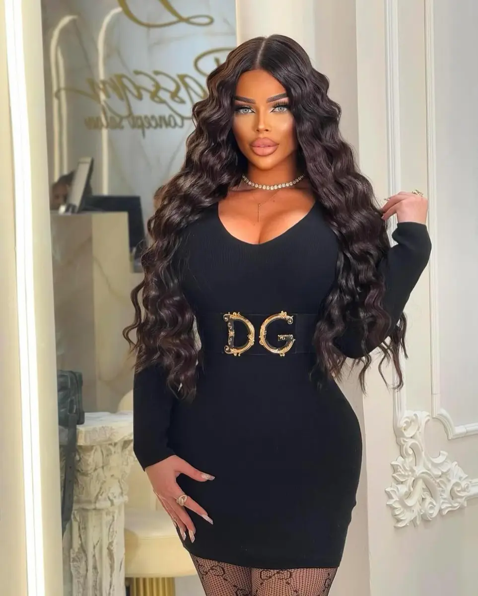 Elinor escort in Dubai