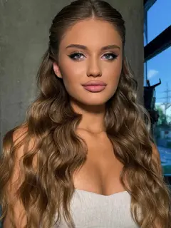 Jadora escort in Dubai
