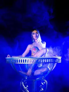 Karolisa escort in Dubai