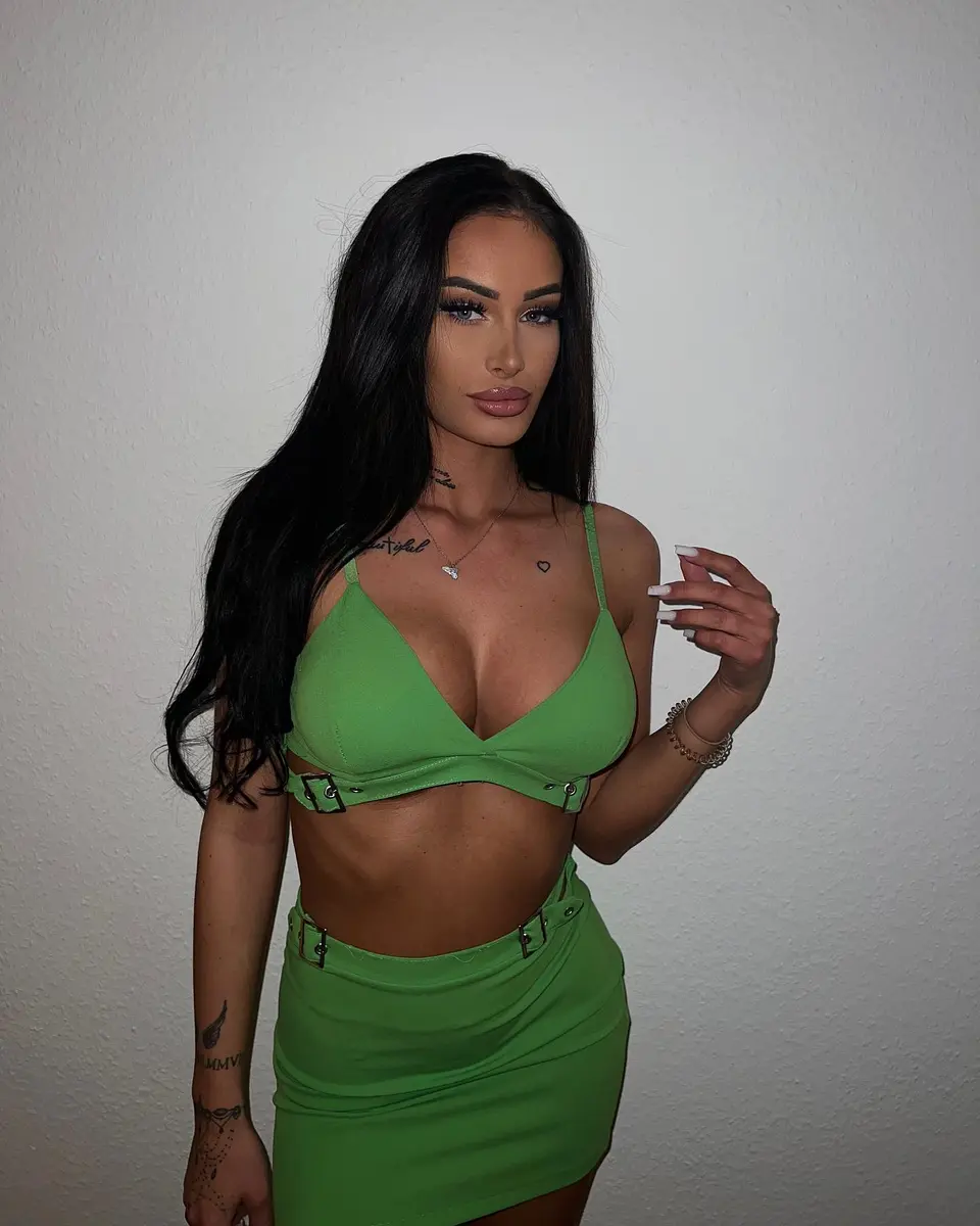 Maja escort in Dubai