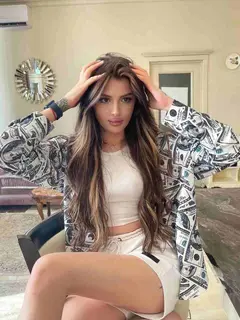 Melania escort in Dubai